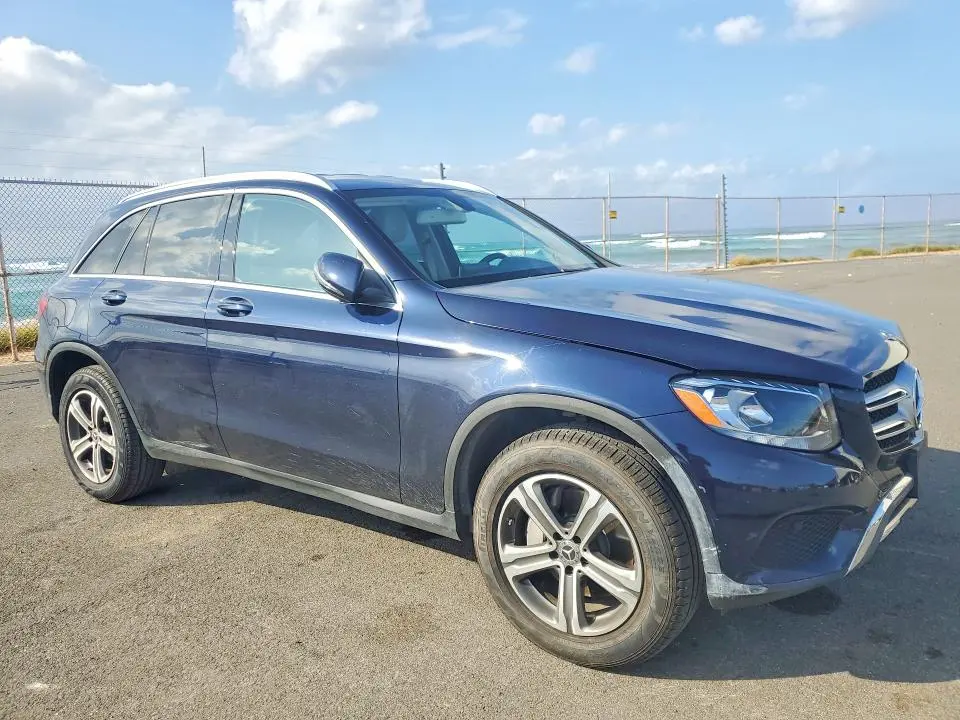 2019 MERCEDES-BENZ GLC 300  