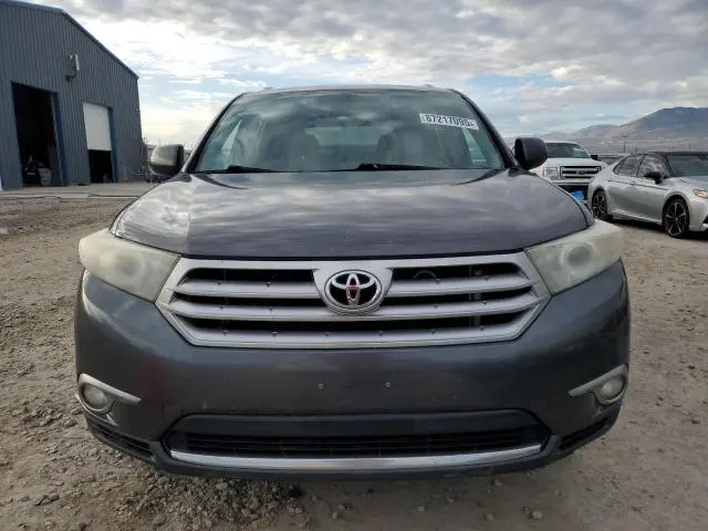 2011 TOYOTA HIGHLANDER BASE  