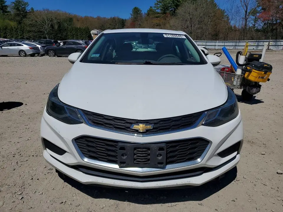 2017 CHEVROLET CRUZE LT  