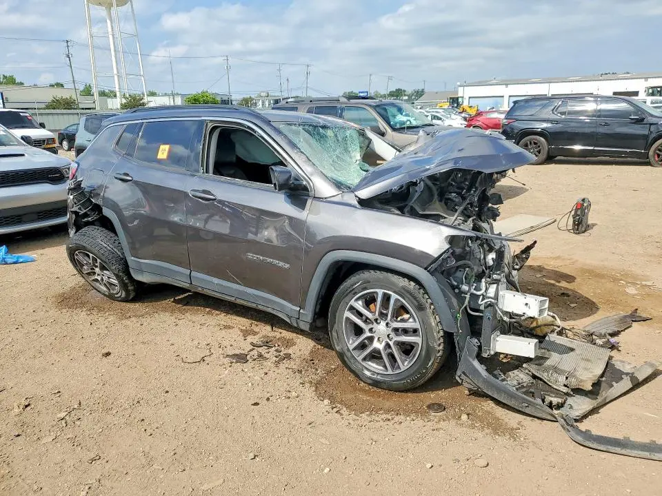 2017 JEEP COMPASS LATITUDE  