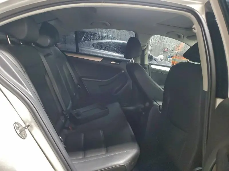 2012 VOLKSWAGEN JETTA SEL  