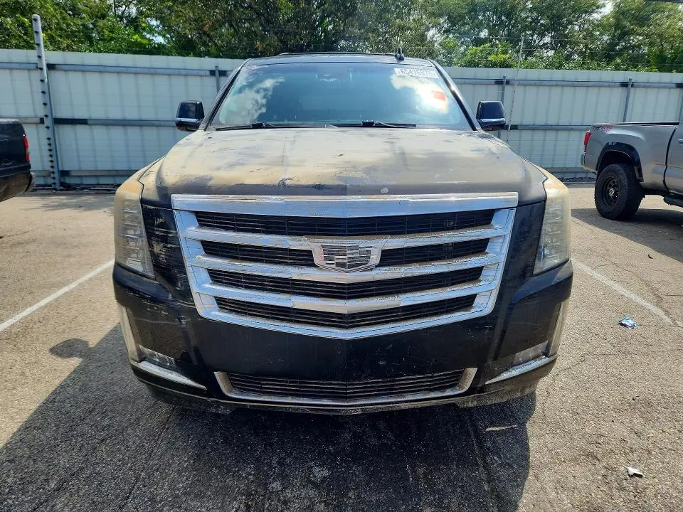 2017 CADILLAC ESCALADE LUXURY  