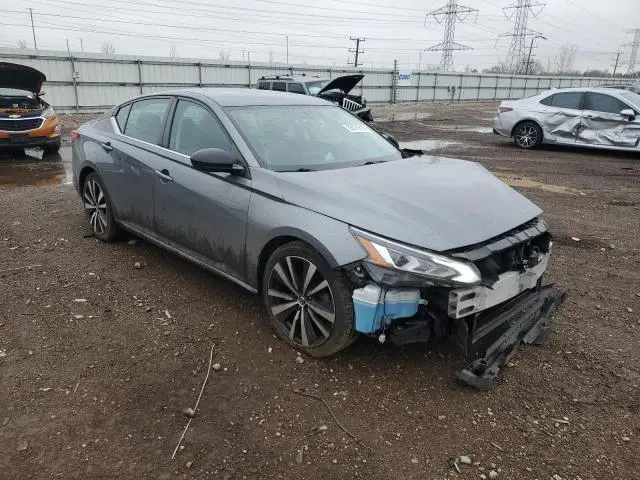 2019 NISSAN ALTIMA SR  