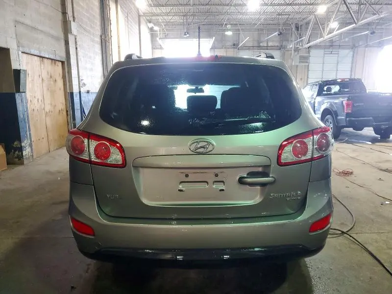 2011 HYUNDAI SANTA FE GLS  