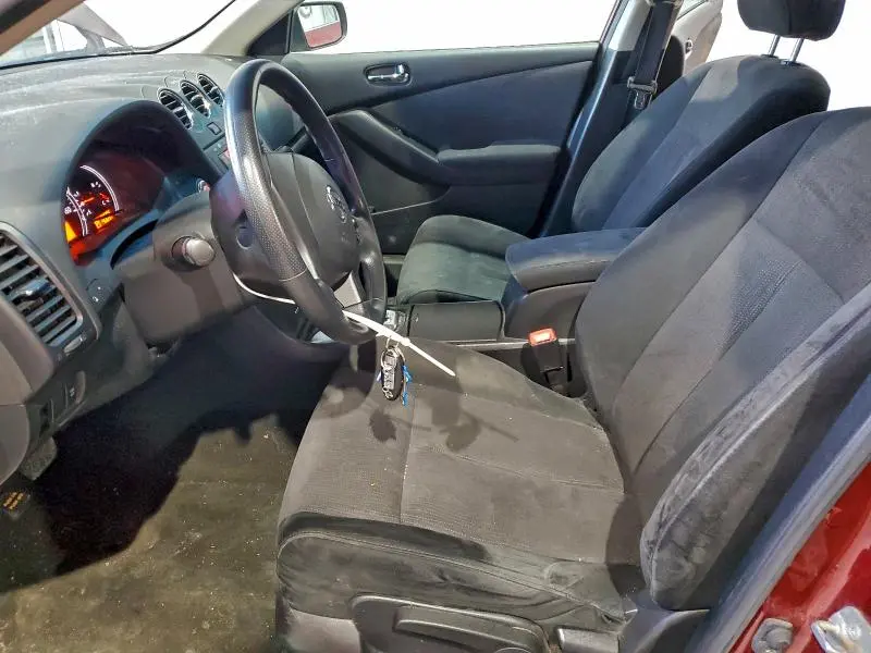 2010 NISSAN ALTIMA BASE  