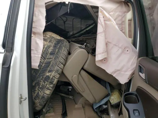 2016 CHEVROLET SUBURBAN C1500 LT  