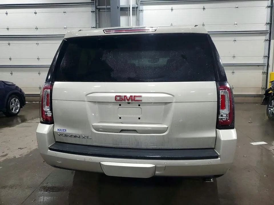 2015 GMC YUKON XL K1500 SLT  