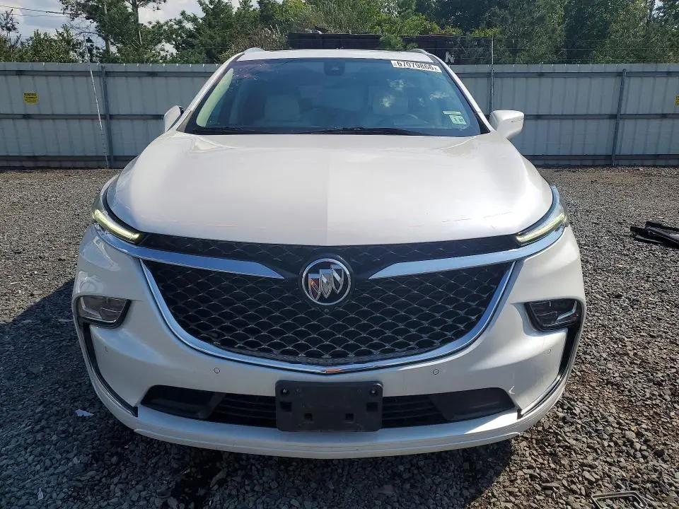2022 BUICK ENCLAVE AVENIR  