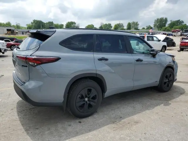 2024 TOYOTA HIGHLANDER HYBRID XLE  