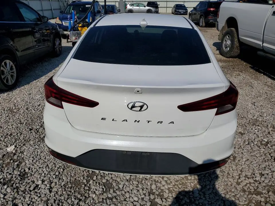 2019 HYUNDAI ELANTRA SEL  