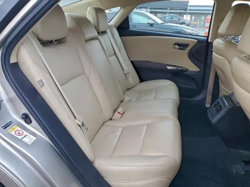 2016 TOYOTA AVALON XLE  