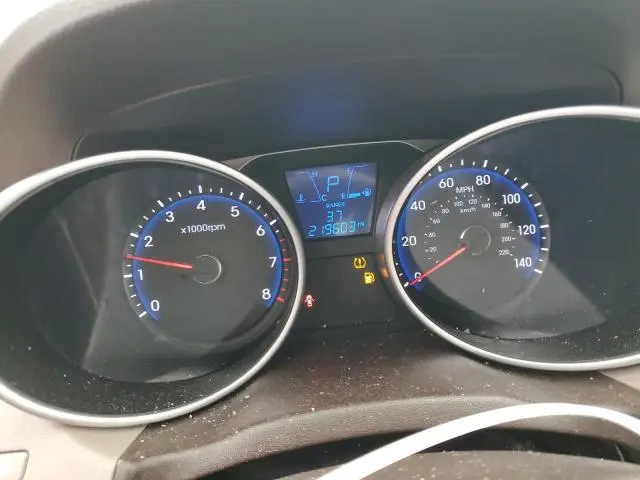 2012 HYUNDAI TUCSON GLS  