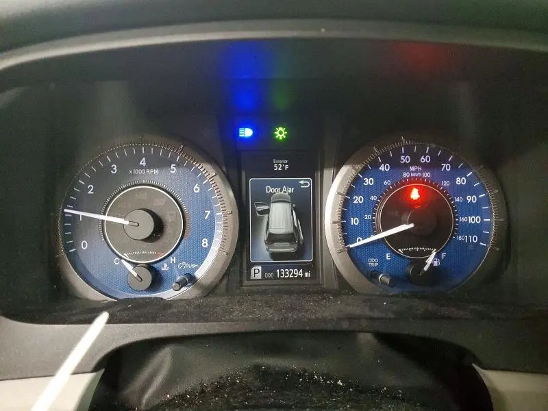 2017 TOYOTA SIENNA XLE PREMIUM 8-PASSENGER  