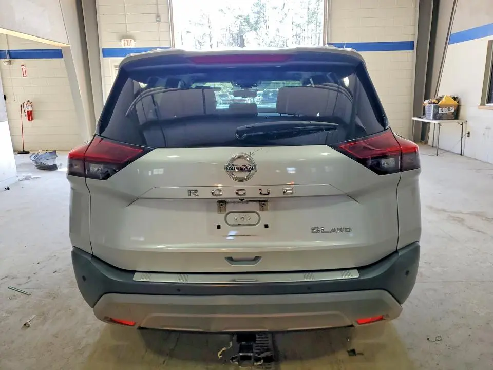 2021 NISSAN ROGUE SL  