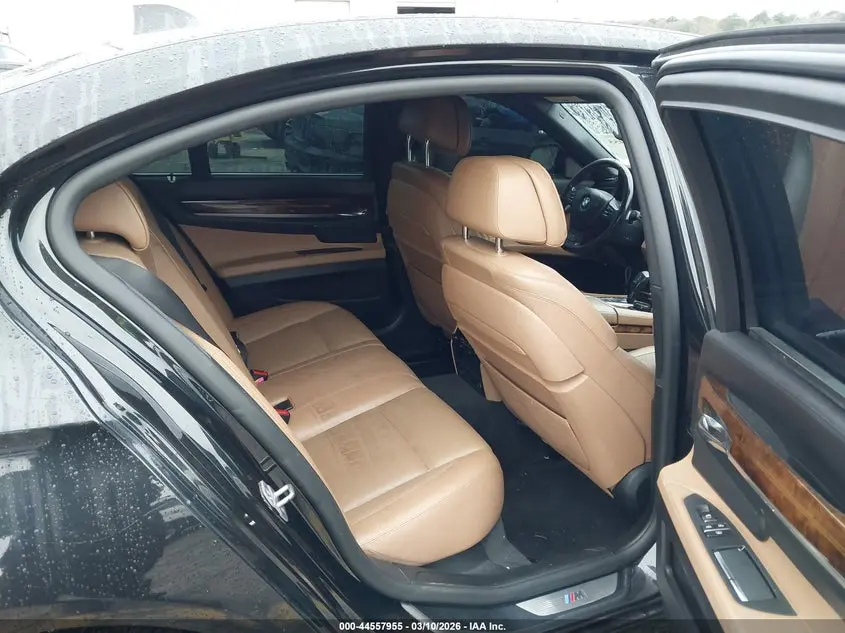 2014 BMW 750I XDRIVE