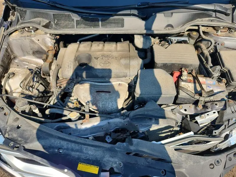 2015 TOYOTA VENZA LE  
