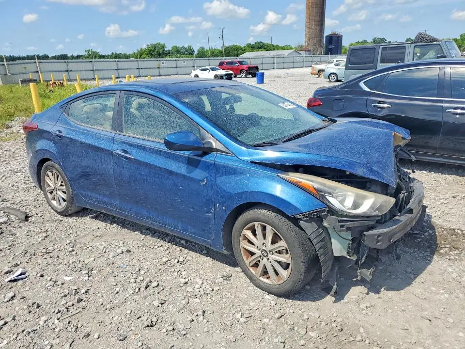 2015 HYUNDAI ELANTRA SE  