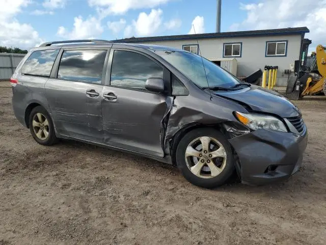 2011 TOYOTA SIENNA LE  