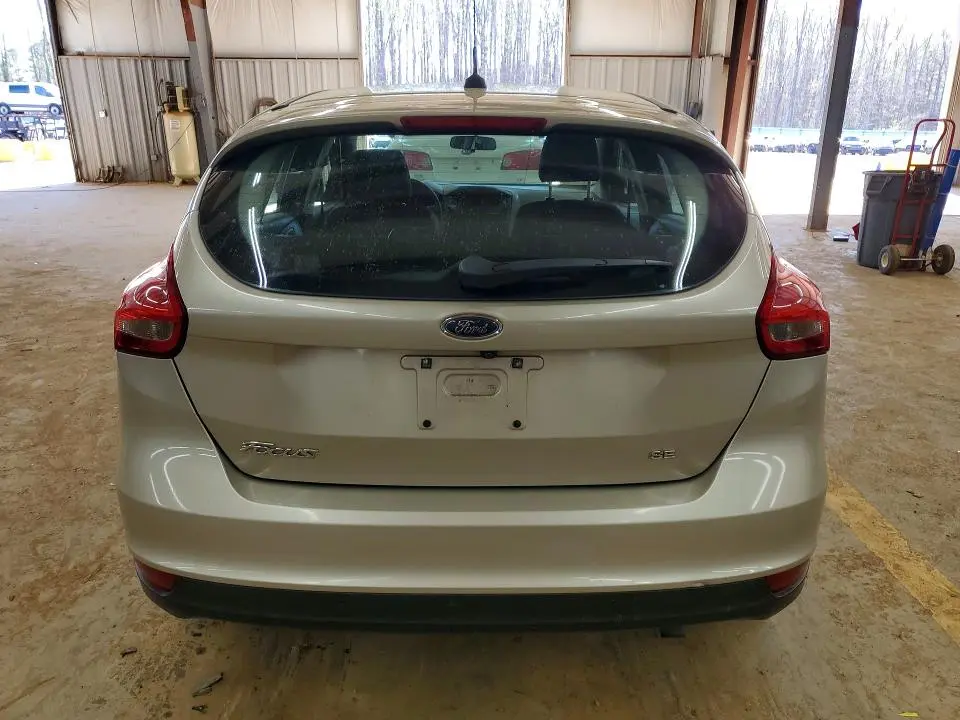 2018 FORD FOCUS SE  