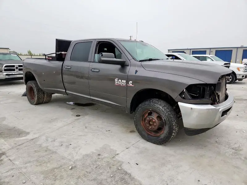 2014 RAM 3500 ST  