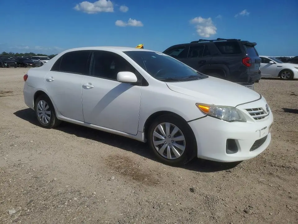 2013 TOYOTA COROLLA LE  