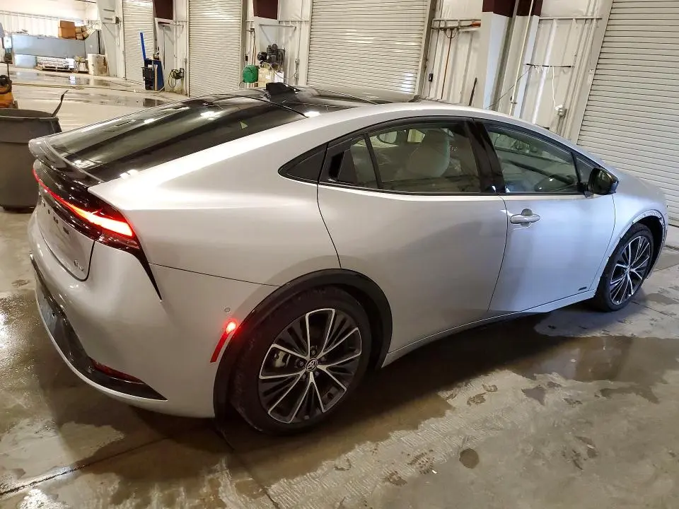2026 TOYOTA PRIUS LIMITED  