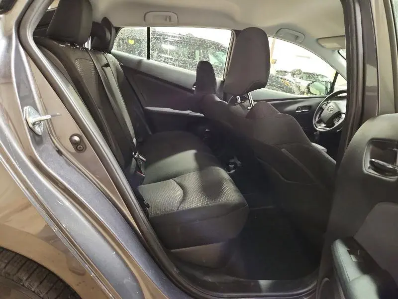 2019 TOYOTA PRIUS LE  