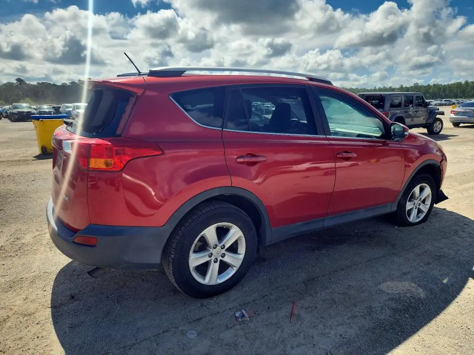 2014 TOYOTA RAV4 XLE  