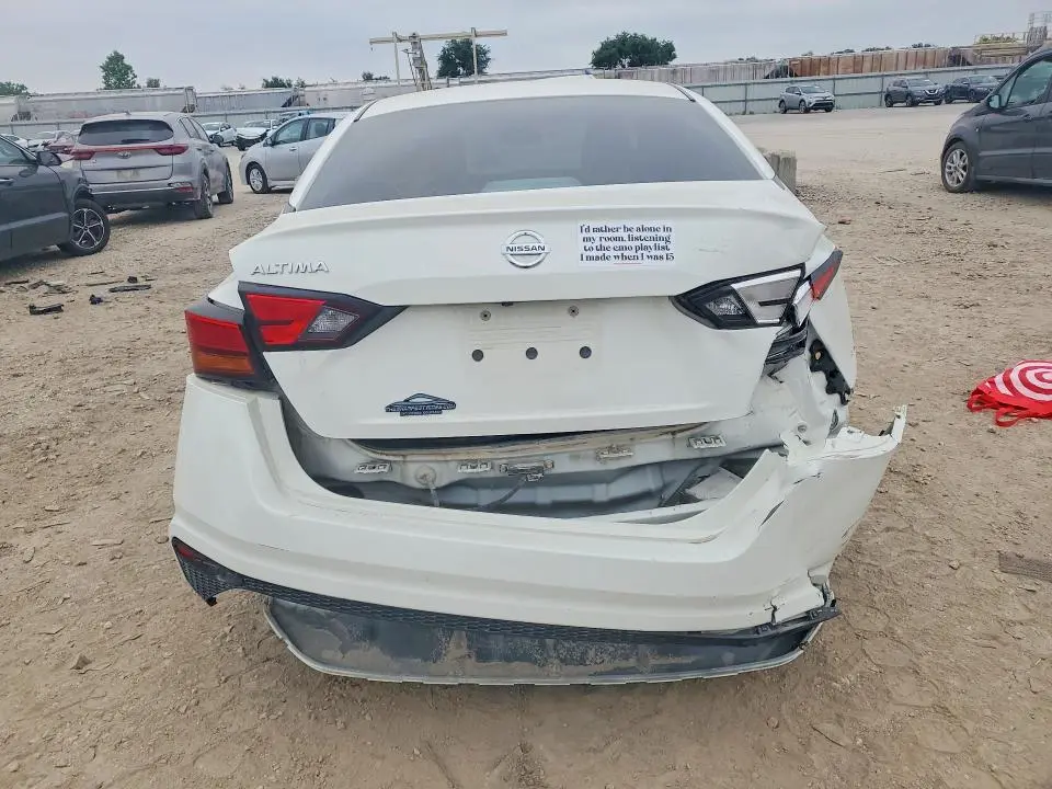 2021 NISSAN ALTIMA S  