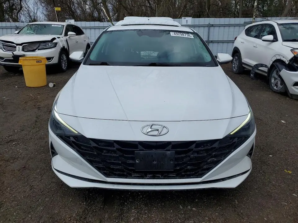 2022 HYUNDAI ELANTRA SEL  