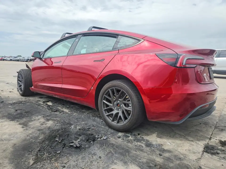 2024 TESLA MODEL 3   