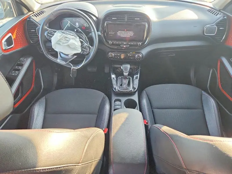 2023 KIA SOUL GT LINE  