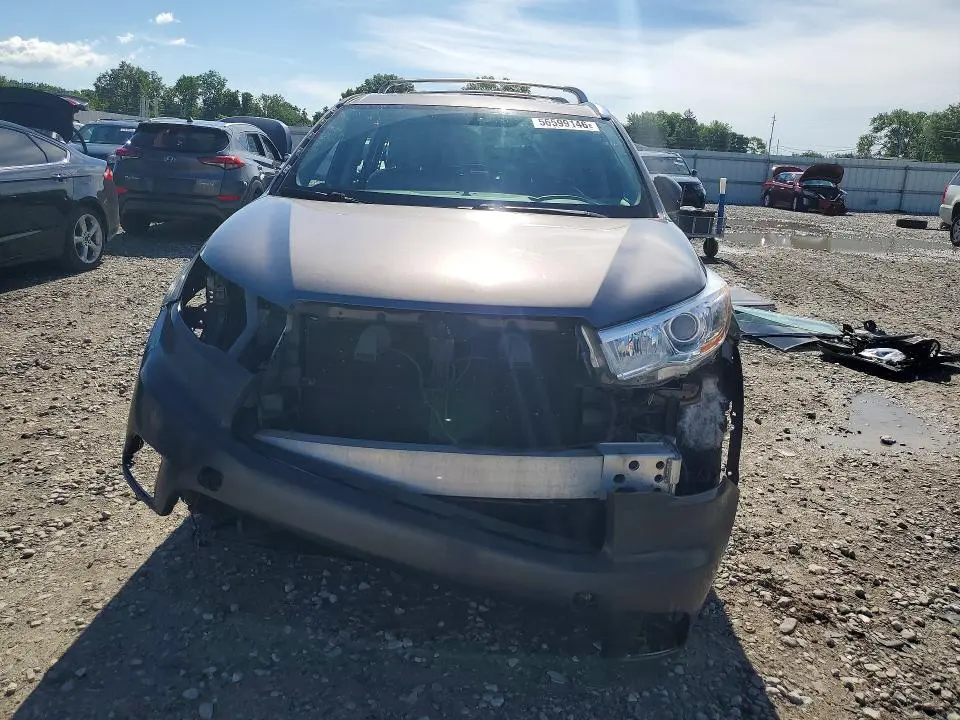 2016 TOYOTA HIGHLANDER XLE  