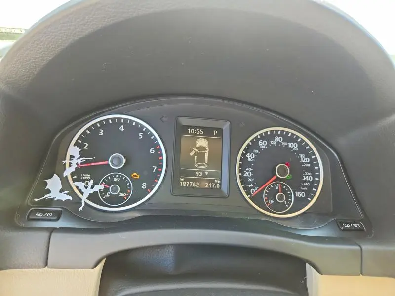 2017 VOLKSWAGEN TIGUAN S  