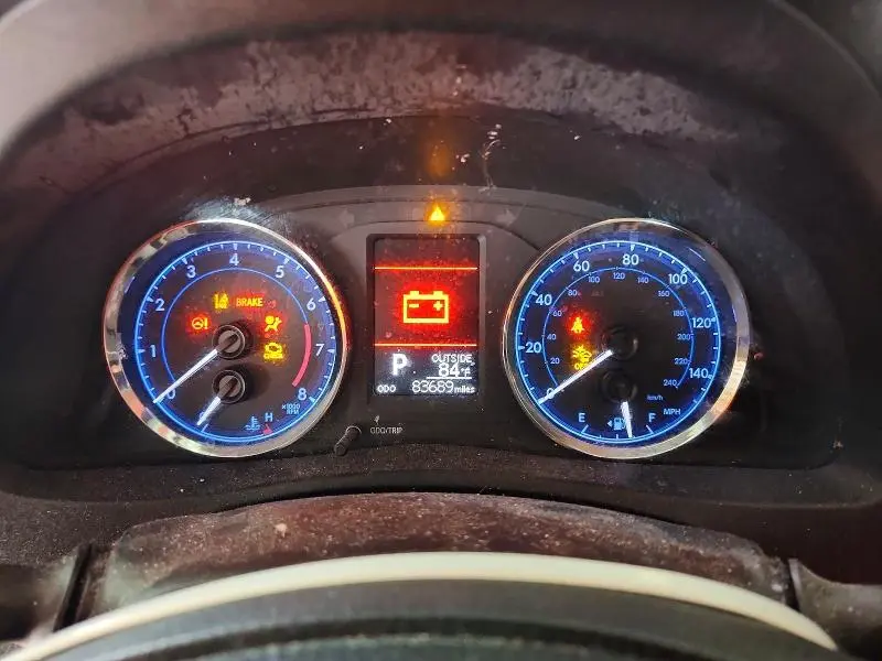 2018 TOYOTA COROLLA LE  