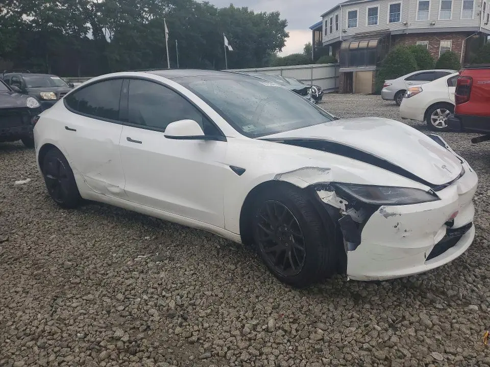 2024 TESLA MODEL 3   