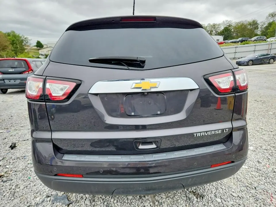 2014 CHEVROLET TRAVERSE LT  