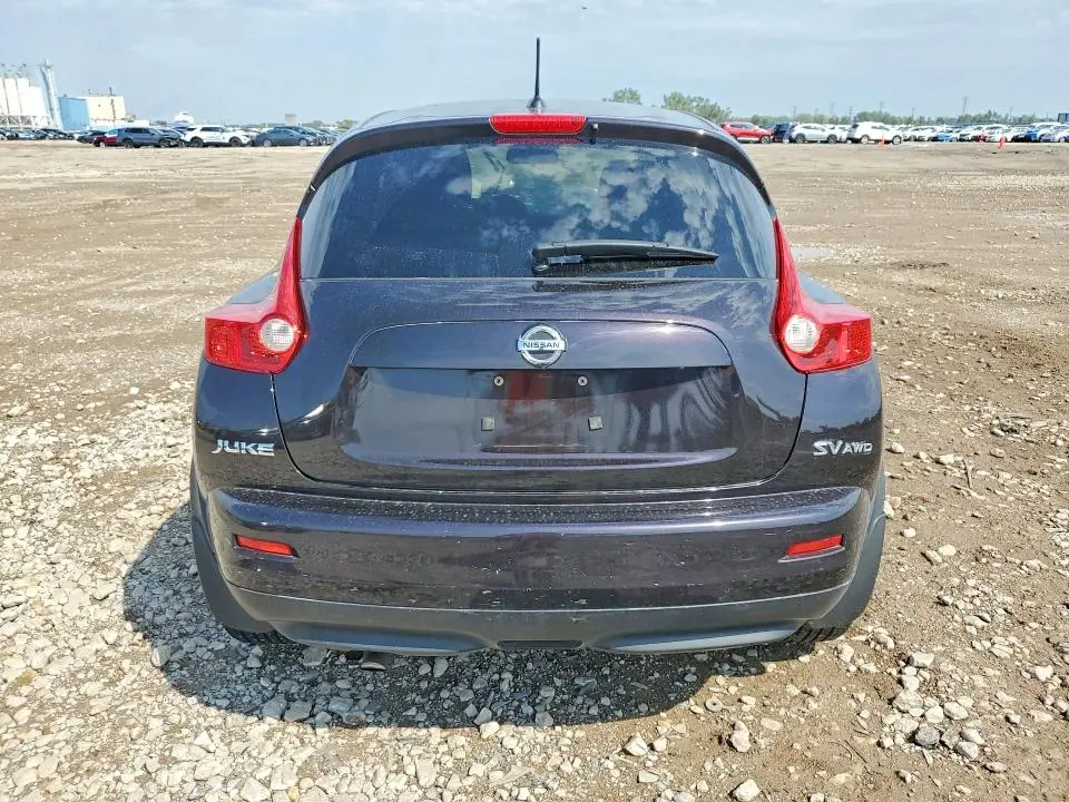 2014 NISSAN JUKE SV  