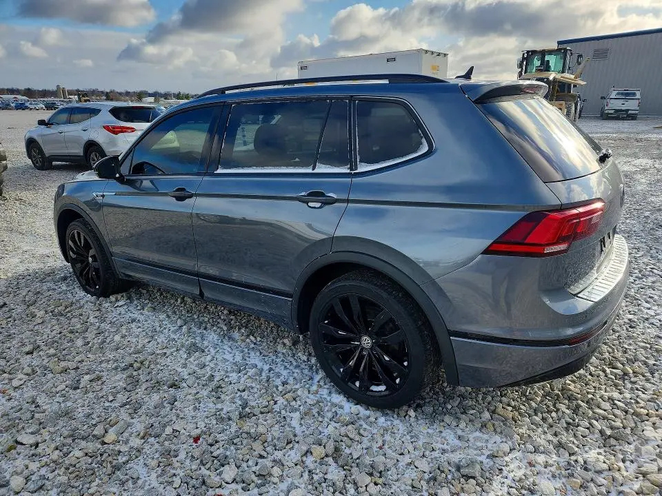 2021 VOLKSWAGEN TIGUAN SE  