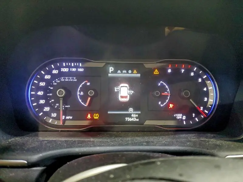 2022 HYUNDAI TUCSON SE  