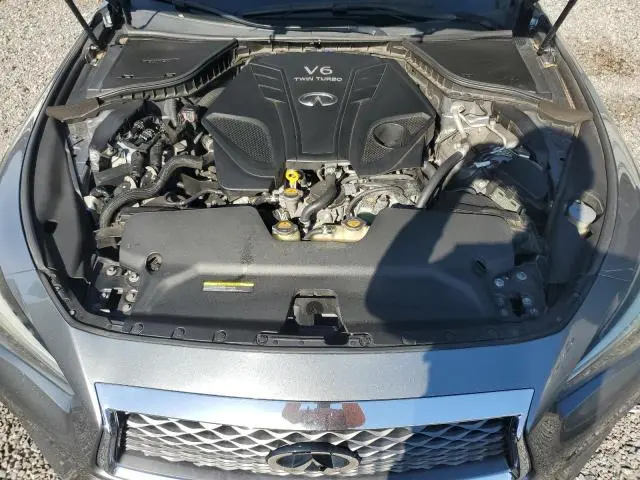 2019 INFINITI Q50 LUXE  