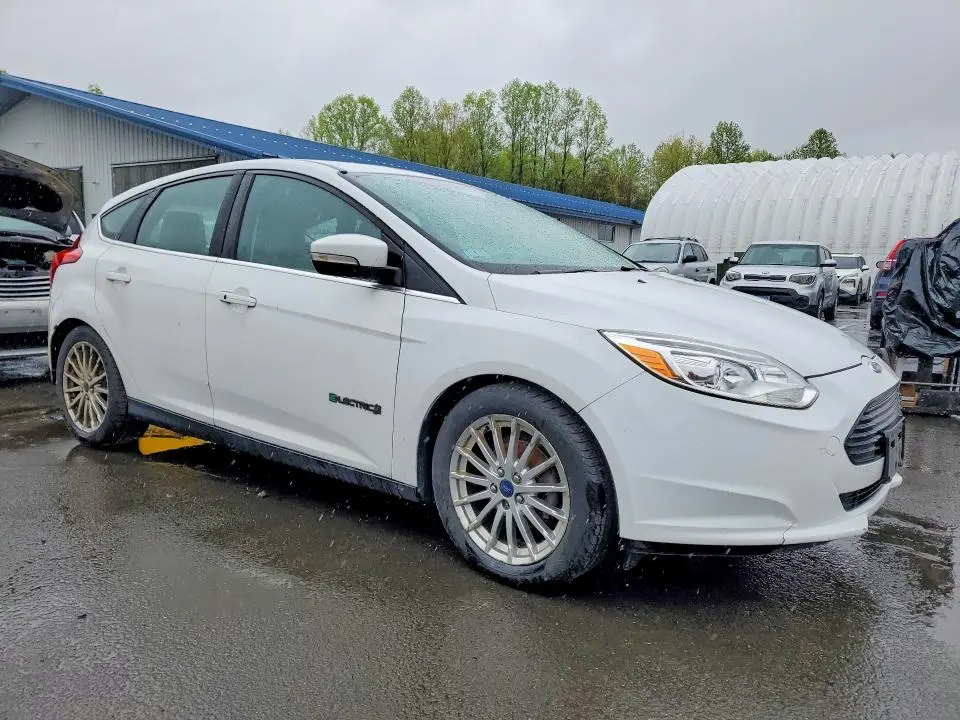 2014 FORD FOCUS BEV  