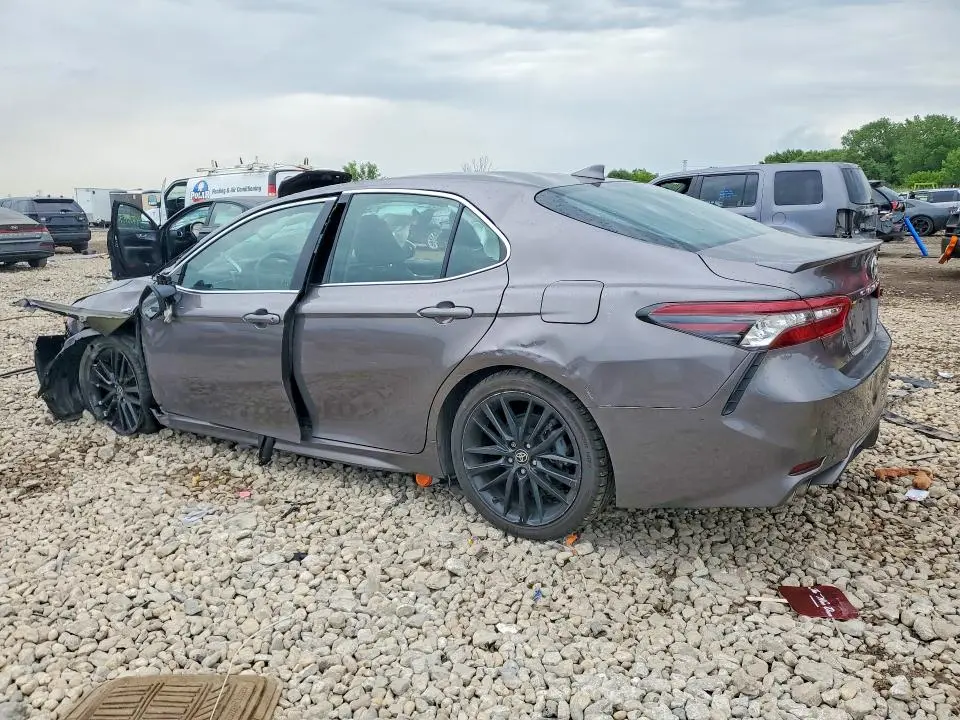 2021 TOYOTA CAMRY XSE  