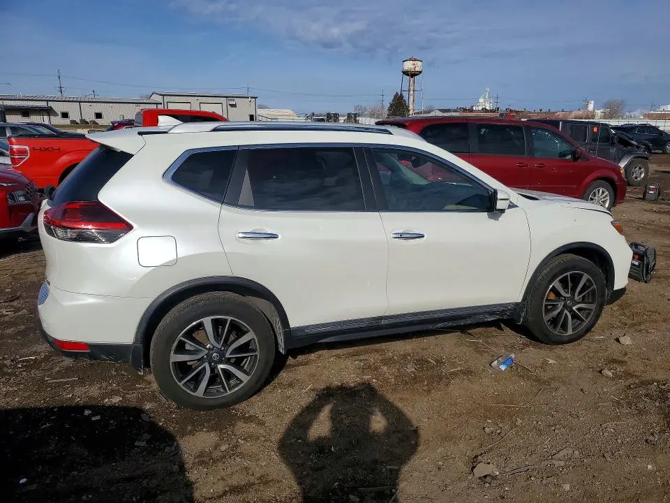 2020 NISSAN ROGUE SL  