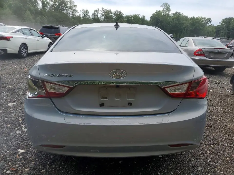 2012 HYUNDAI SONATA GLS  