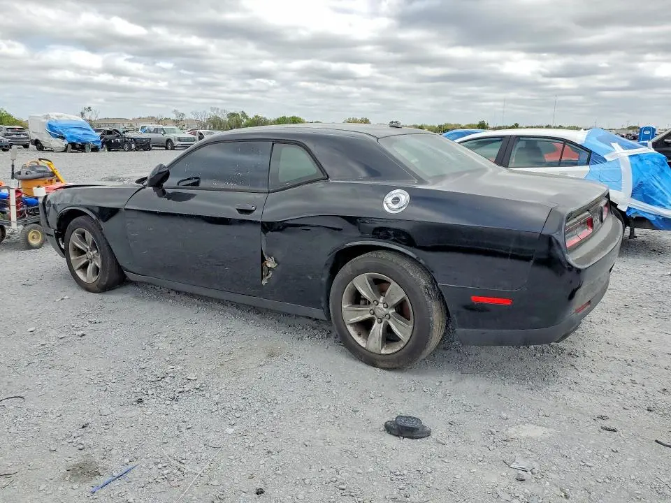 2016 DODGE CHALLENGER SXT  