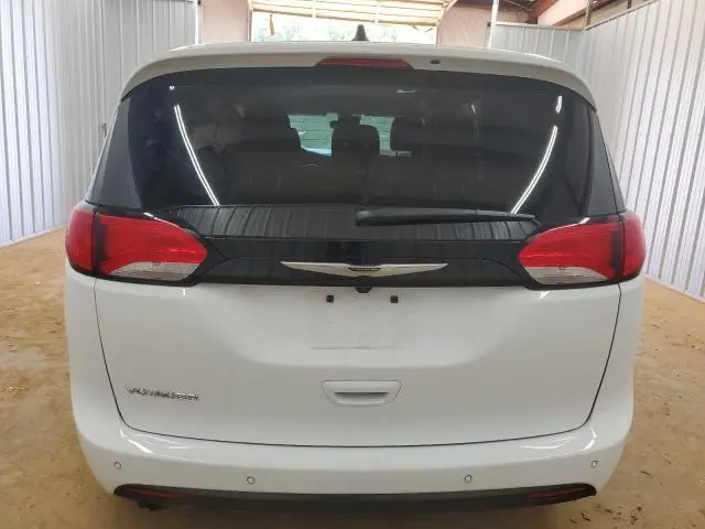 2025 CHRYSLER VOYAGER LX