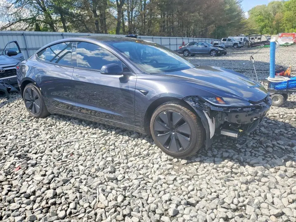 2024 TESLA MODEL 3   