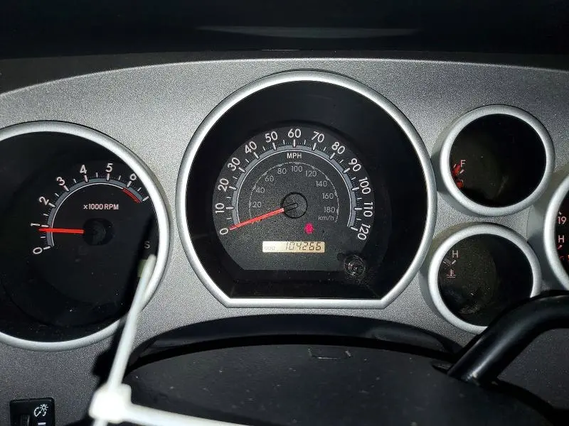 2011 TOYOTA TUNDRA DOUBLE CAB SR5  