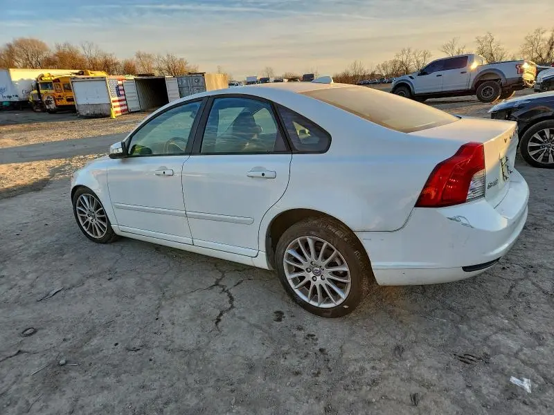 2010 VOLVO S40 2.4I  